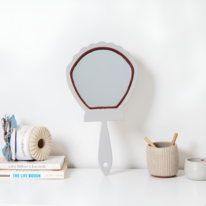 Espejo de Mano de Madera, Elegante y Duradero, Espejo de Vanidad Personal para Uso Diario, Maquillaje, Cuidado de la Piel y Viajes, con Mango y Acabado Liso - Product Image 5