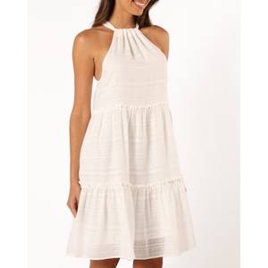 Robes décontractées élégantes pour femmes, 100% lin, mini, formelles, conçues pour un style de vie moderne, offrant une coupe confortable, boutons naturels lisses - Product Image 2