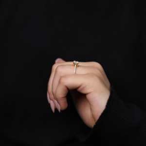 Bague de fiançailles solitaire en diamant rond de culture, argent sterling, options or, clarté VS1, collection de bagues en diamant élégantes - Product Image 3