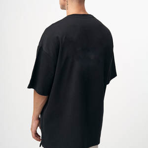 Camiseta Moderna Extra Grande para Hombre, 100% Algodón, Tejido Transpirable y Ligero para un Look Casual Urbano - Product Image 2