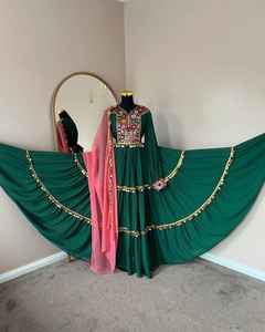 Vestido Afgano Kuchi de Diseño Vintage, Hecho a Mano, Tribal, Tradicional, Bordado, Vestido de Festival Afgano Kuchi para Mujer, Cultura Pashtún - Product Image 4