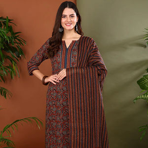 Kurta Recta con Estampado Floral de Algodón para Mujer, con Pantalón de Cintura Elástica y Dupatta, Largo hasta la Pantorrilla, Cuello con Abertura, Detalle Gota, Color Granate - Product Image 1