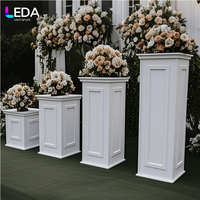 LEDA Colonne romaine carrée détachable en PVC blanc, socle de présentation pour événements de mariage, support floral