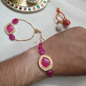 Pink Stone Kundan Pareja Rakhi Set Hermano Bhabhi Diseñador Raksha Bandhan Lumba Rakhi Pulsera - Product Image 2