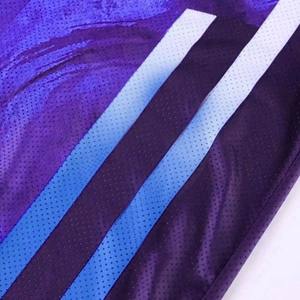 Uniforme de badminton personnalisé avec logo imprimé sur le devant, respirant, anti-UV, séchage rapide, qualité supérieure, impression par transfert thermique, t-shirt et short - Product Image 6