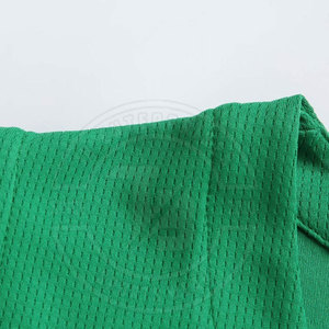 ชุดบาสเก็ตบอลแบบสั่งทำพิเศษ คุณภาพสูง โพลีเอสเตอร์ 100% 180 กรัม แห้งเร็ว ระบายอากาศได้ดี ชุดกีฬาผู้ชาย รับผลิตแบบ OEM พร้อมสกรีนโลโก้ - Product Image 5