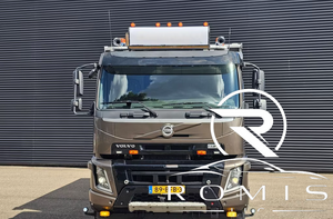 Camion Ribaltabile Volvo FMX10X4HYVA con Motore, Garanzia di 1 Anno, Sistema Completamente Idraulico - Product Image 3