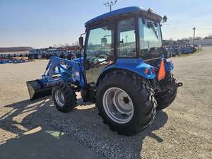 TRACTOR LS MT352H DE ALTO RENDIMIENTO, 52 HP, TURBO DIÉSEL, 3 VELOCIDADES, HÍBRIDO 4X4, 2 REMOTES TRASEROS Y LUZ DE TRABAJO, APROBADO POR EPA Y CE, EN VENTA - Product Image 4