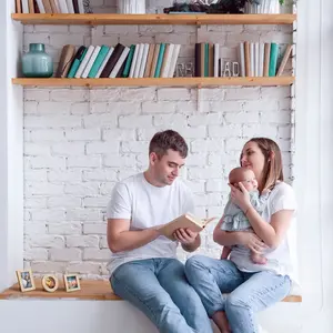 Marco de fotos de bebé con incrustaciones de hueso personalizadas de diseño único, regalo único para anuncios de nacimiento y bautizos disponibles para la venta - Product Image 5