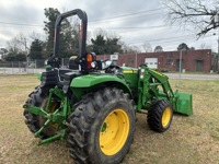 Tracteur agricole miniature John Deere d'occasion avec chargeur frontal 4x4 55 CV pour moteur, pompe à engrenages et roulement