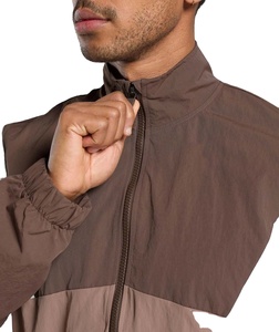 Conjuntos cortavientos con capucha para hombre de alta calidad Logotipo personalizado Nuevo diseño Chándales impermeables con cierre de cremallera 2026 - Product Image 3