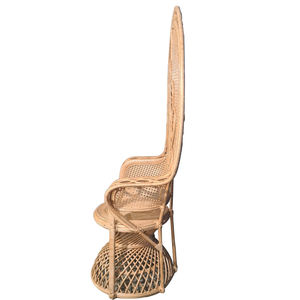 Chaise en rotin vintage en forme de paon du Vietnam - Product Image 2