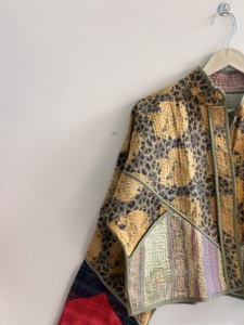 Quilted <b>Kantha</b> Handmade Vintage <b>Jacket</b> Reversible Crop Kiara Cut <b>Jacket</b> - Product Image 3