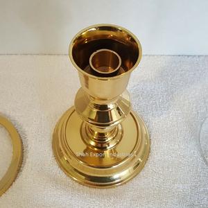 Bougeoirs élégants Hurricanes en verre et en métal pour les mariages à domicile, les fêtes et les événements. - Product Image 5