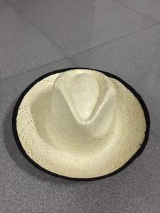 Sombrero de paja multicolor para salidas: Vietnam sombrero de paja con paja de hecho, diseñado para acampar con estilo, sostenible y juguetón - Product Image 3