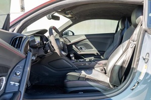 พร้อมจัดส่ง RHD/LHD 2020 AU-DI R8 V10 COUPE V10 POWER - Product Image 3