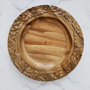 Assiette de service ronde en bois poli, moderne, luxueuse et écologique, très vendue pour la maison, les hôtels, les restaurants, les fêtes et les cafés - Product Image 1