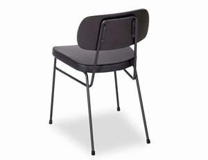 Archie Silla de comedor simple hecha de marco de aluminio y respaldo de madera con asiento de cuero y acabado negro. - Product Image 5