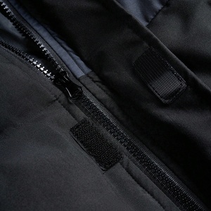 Vente en gros Nouveau Veste matelassée d'extérieur coupe-vent d'hiver unisexe Patchwork Épaisseur standard Coquille de soie Fermeture à glissière High Street - Product Image 5