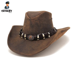 Los hombres de uso diario usan sombreros de cuero ecuestres Diseño diferente Los hombres usan sombreros de cuero ecuestres por CAVALRY SKT COMPANY - Product Image 4
