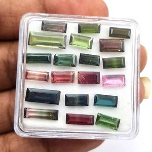 คริสตัลหินทัวร์มาลีนธรรมชาติทรงสี่เหลี่ยมหลากสีขายส่ง คริสตัลควอตซ์เจียระไนสำหรับทำเครื่องประดับแฮนด์เมด หินตาแมวสำหรับบำบัดรักษา จำนวนมาก - Product Image 3