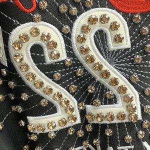 เสื้อแจ็คเก็ตหนังผู้ชายแบรนด์ดีไซน์ ประจำฤดูหนาวปี 2025 แขนยาว ซิป คอตั้ง เคลือบผิว ลุคทันสมัย แจ็คเก็ตหนังสั่งทำพิเศษ - Product Image 6