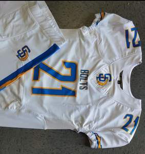 Vêtements de sport de bonne qualité, maillot d'uniforme de football de conception personnalisée, ensembles d'uniformes de football américain en polyester - Product Image 6