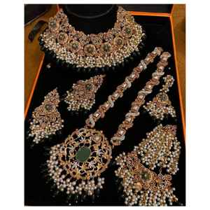 Conjuntos de joyería de moda chapados en oro de 18 quilates de acero inoxidable para mujer de primera calidad de 3 piezas superventas al por mayor para bodas y fiestas - Product Image 1