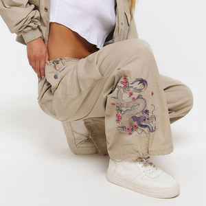 Pantalon cargo personnalisé pour femmes Style décontracté Pantalon cargo en coton à coupe ample pour femmes - Product Image 4