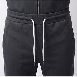 Dernier modèle 2025 Ensemble de survêtement pour homme à manches longues en tissu léger, coupe ajustée tendance, pour le sport, la gym, le fitness et la course à pied - Product Image 5