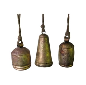 Cloche de Noël cloche de vache en métal carillon éolien suspendu pour la maison jardin balcon décor idéal pour la décoration de fête de noël du nouvel an - Product Image 4