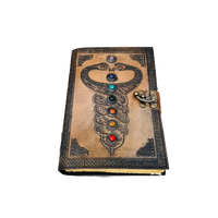 Carnet en cuir Seven Stone, Grimoire religieux à motif serpent en relief, 10x7 pouces, fait main, avec papier à bords festonnés et pierres précieuses pour l'écriture