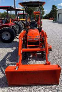 TRACTOR KUBOTA B2320 USADO DE 23HP CON CARGADOR FRONTAL LA304 Y SEGADORA DISPONIBLE - Product Image 3