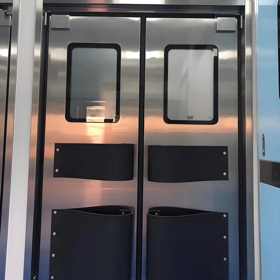 Durable Anti-Collision Doors for Food Production Workshops