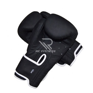Gants de boxe en cuir noir personnalisés 2025 – Qualité supérieure, gants MMA antidérapants avec fermeture auto-agrippante – Vêtements de fitness RC – Vente en gros - Product Image 2