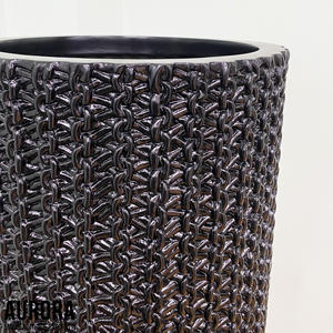 Macetas Decorativas Modernas de Fibra de Vidrio con Orificio de Drenaje, Ecológicas, para Interiores, Hogar y Jardín, Tamaño Grande, Fábrica Vietnamita - Product Image 4