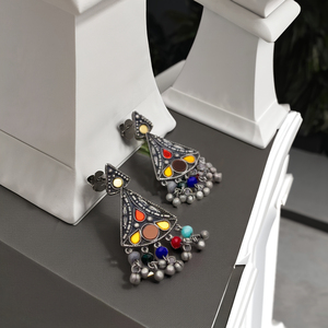 Direct du fournisseur indien Meilleure vente de haute qualité de haute qualité Boucles d'oreilles en pierre triangulaire multicolore Bijoux ethniques faits à la main - Product Image 1