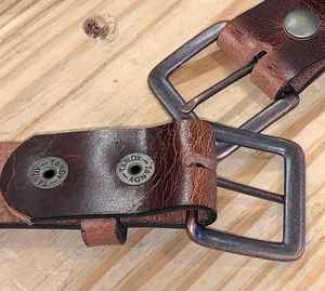 Cinturones de Cuero Genuino Clásicos Hechos a Medida, Diseño Plegable de Alta Calidad, Acabado Natural, Hechos en India para Hombre - Product Image 3