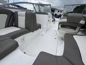 Precio de la subasta para 2011 B0ats 242 Limited S 7m 360ch Bowrider Jets - Product Image 4