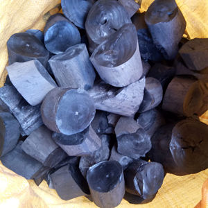 Merades Halaban Premium Lump American BBQ Carbón Ecológico Tiempo de combustión prolongado Elección de los entusiastas sin humo - Product Image 1