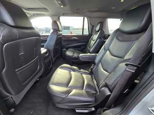 Cadillac Escalade Luxury 4WD 2020 Usado a Precio Accesible - Product Image 5