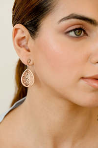 ต่างหูโรเดียมชุบทอง18K สุดหรูสำหรับผู้หญิงต่างหูทองคำสีเหลืองคลาสสิกสำหรับปลูกเพชร IGI ได้รับการรับรองจากห้องปฏิบัติการดีไซน์ใหม่ - Product Image 5