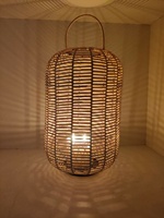 Vente chaude Antique Vintage De Luxe Suspendu Lanterne Lampe À La Main En Bois Artisanat En Osier Canne Décoratif Creative De Noël