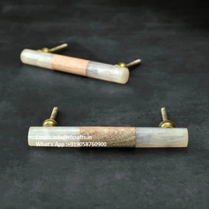 Tiradores de madera de resina acrílica modernos de lujo para puertas de armarios y cajones de armarios accesorios para el hogar - Product Image 2