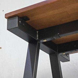 Escritorio de Oficina Minimalista AConcept HBAC002 120x60 con Patas de Metal de Acero Ensambladas para Reuniones o Uso Gerencial - Product Image 4