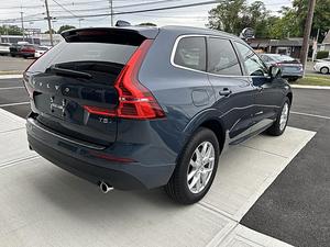Volvo XC60 T5 AWD 2022, Tracción en las Cuatro Ruedas, Momentum Drive-E, Motor de Gasolina 2L I-4, Automático, SUV/Crossover - Product Image 4