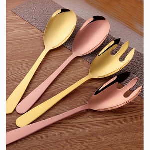 Ustensile de service en or Royal mat et or Rose de haute qualité avec une poignée au Design unique pour une utilisation dans la cuisine moderne - Product Image 1