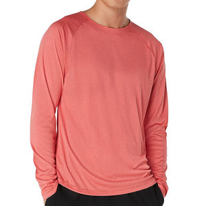 Vente en gros de rashguards à manches longues pour hommes, respirants, à séchage rapide, avec impression de logo personnalisée, fabriqués en usine, pour les sports nautiques - Product Image 5