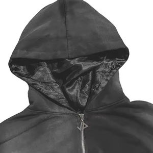 Sudadera con capucha personalizada de invierno, gruesa, con estampado digital, bordado de chenilla de algodón pesado, efecto desgastado vintage, con forro satinado y cremallera. - Product Image 5