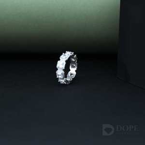 Hermoso anillo de diamantes de corte princesa Charm con oro fino de 18 quilates con diseño adorable para cada función - Product Image 5